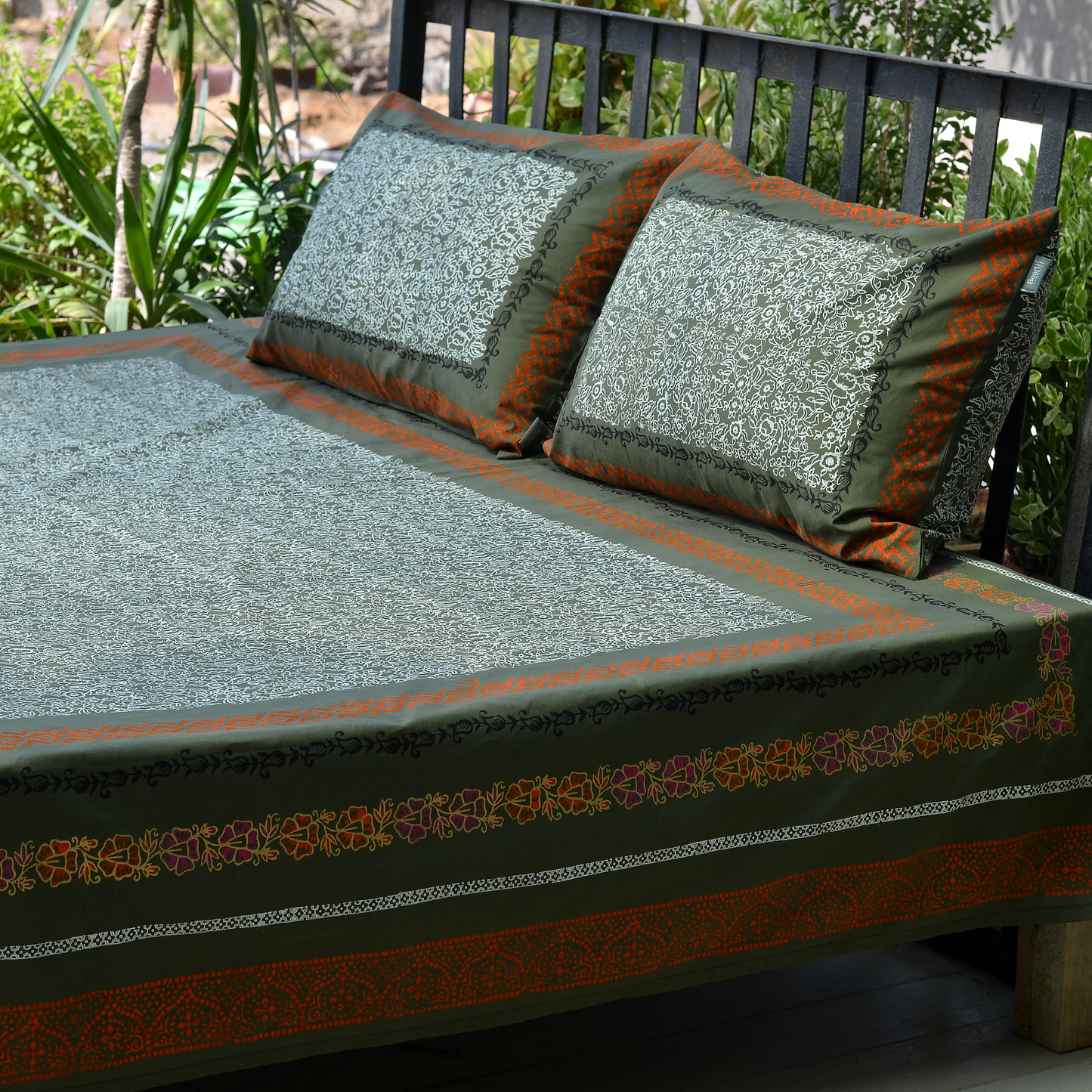 Heena - Hand Block Printed Bed Set