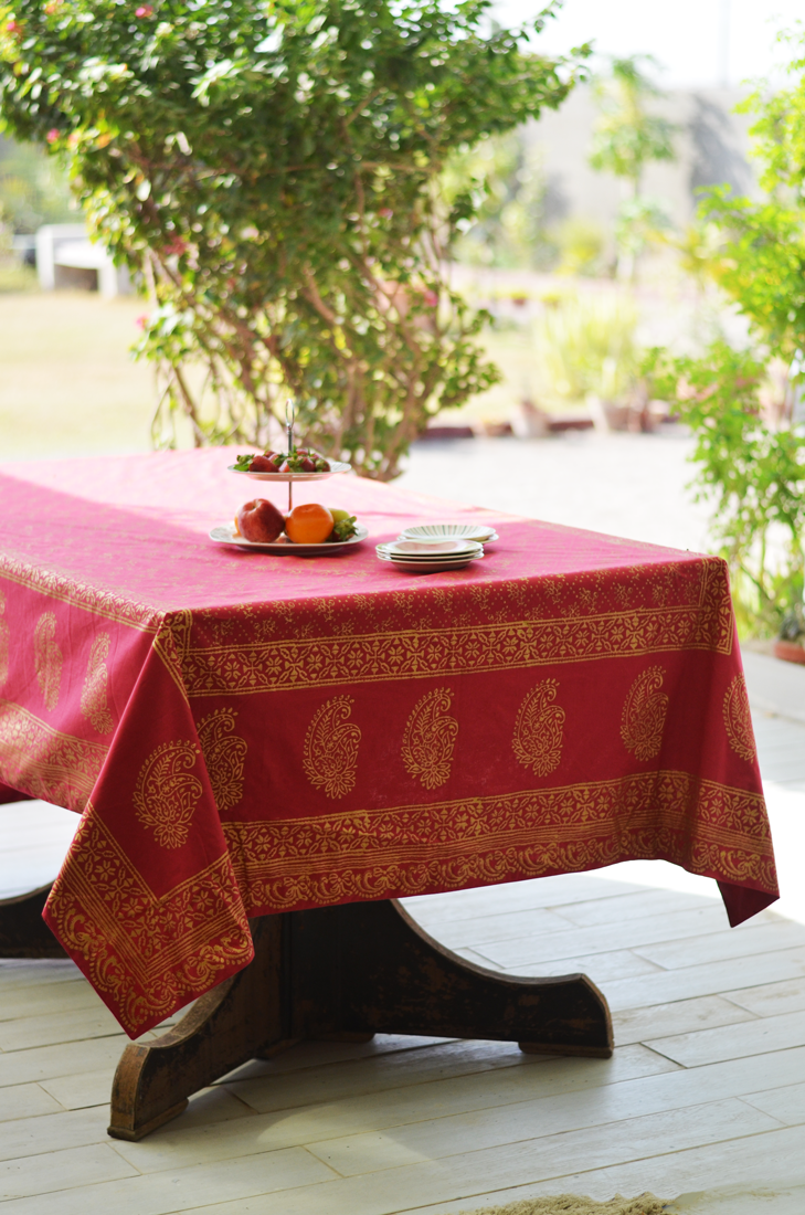 Carnation Tablecloth