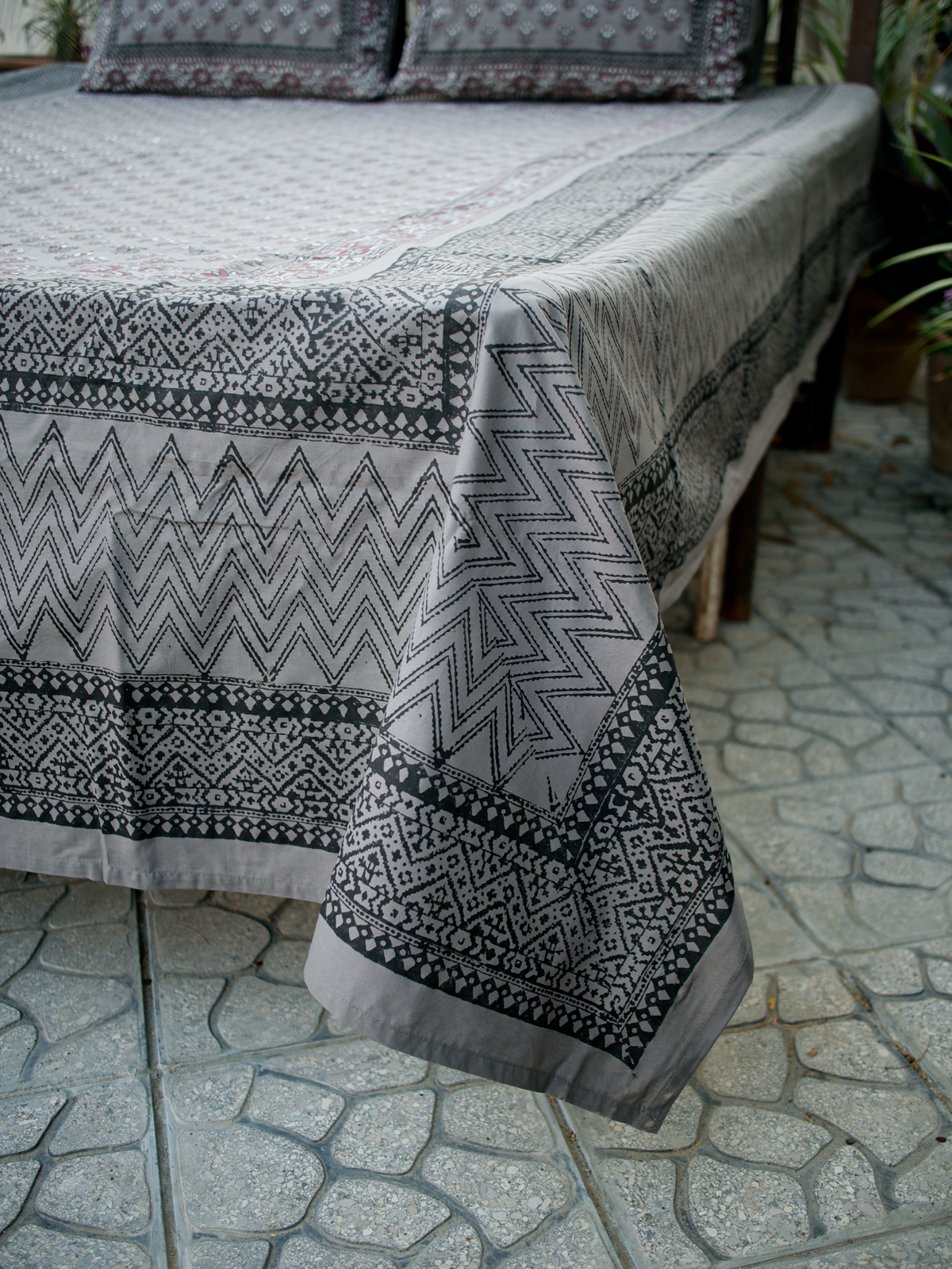 Potpourri - Hand Block Printed Bed Set