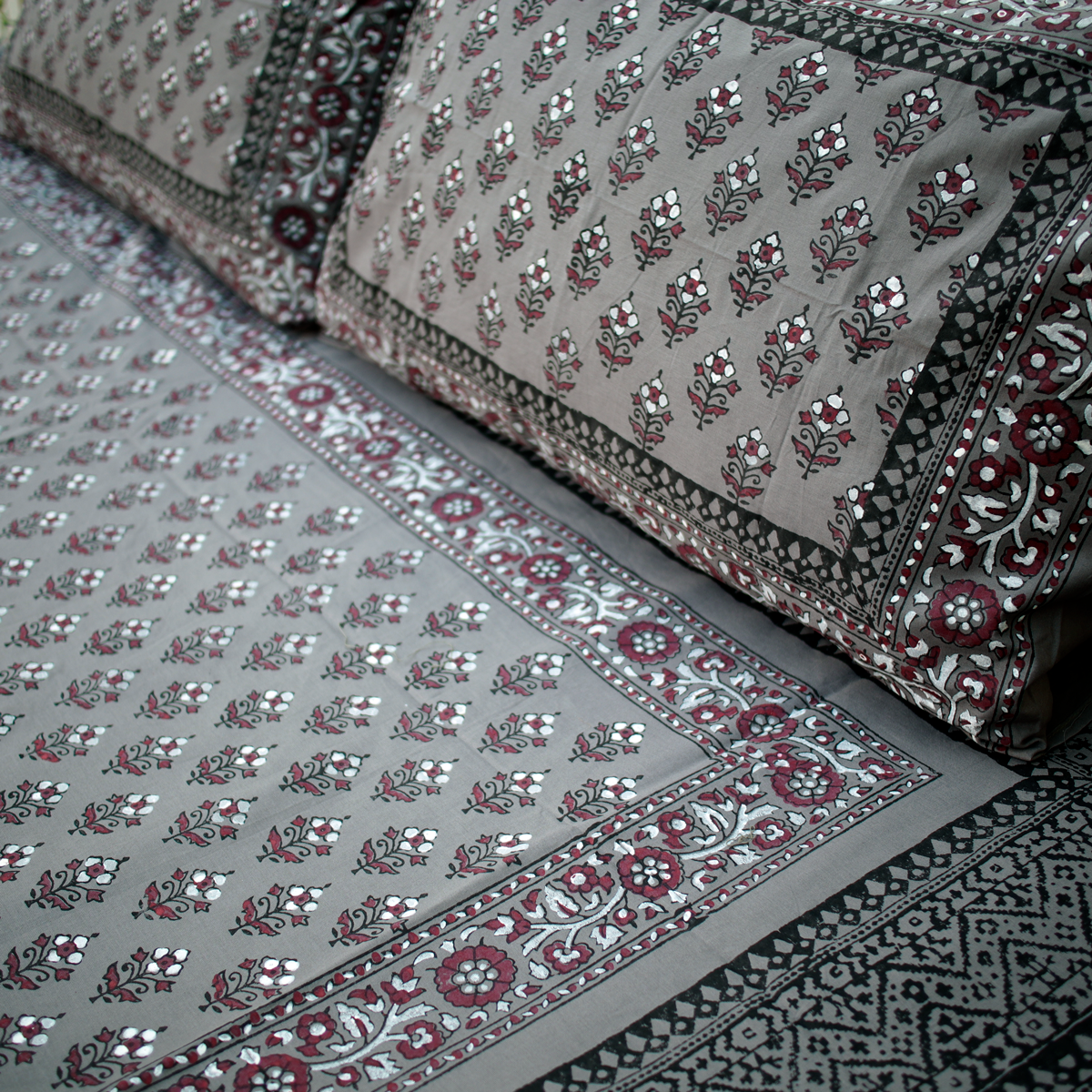 Potpourri - Hand Block Printed Bed Set