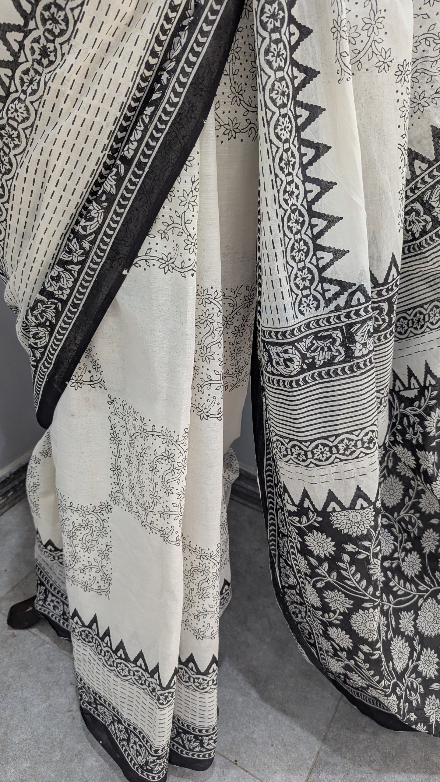 Black & White Hand Block Printed Cotton Saree